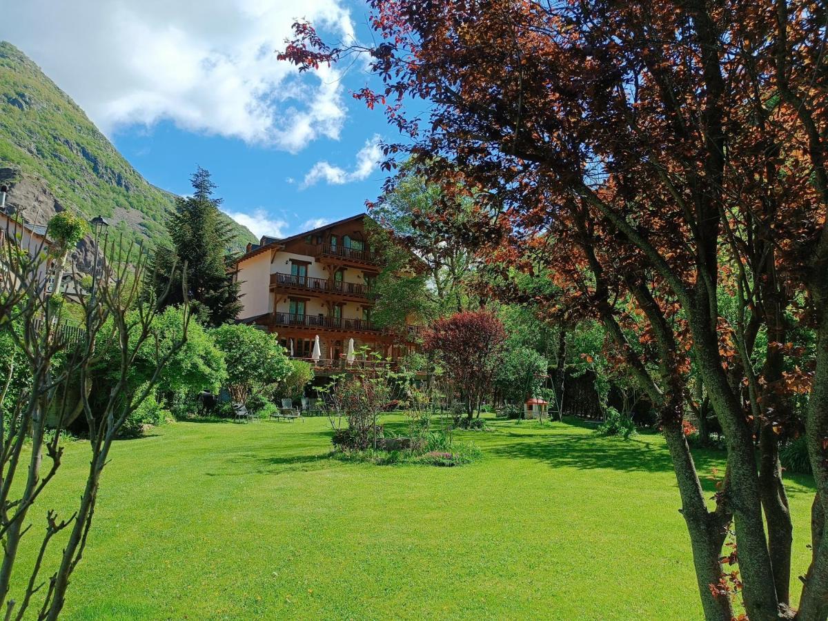 Hotel Estanys Blaus تافاسكان المظهر الخارجي الصورة