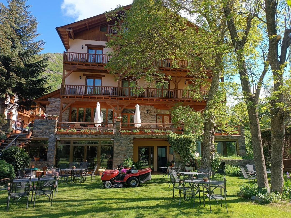 Hotel Estanys Blaus تافاسكان المظهر الخارجي الصورة