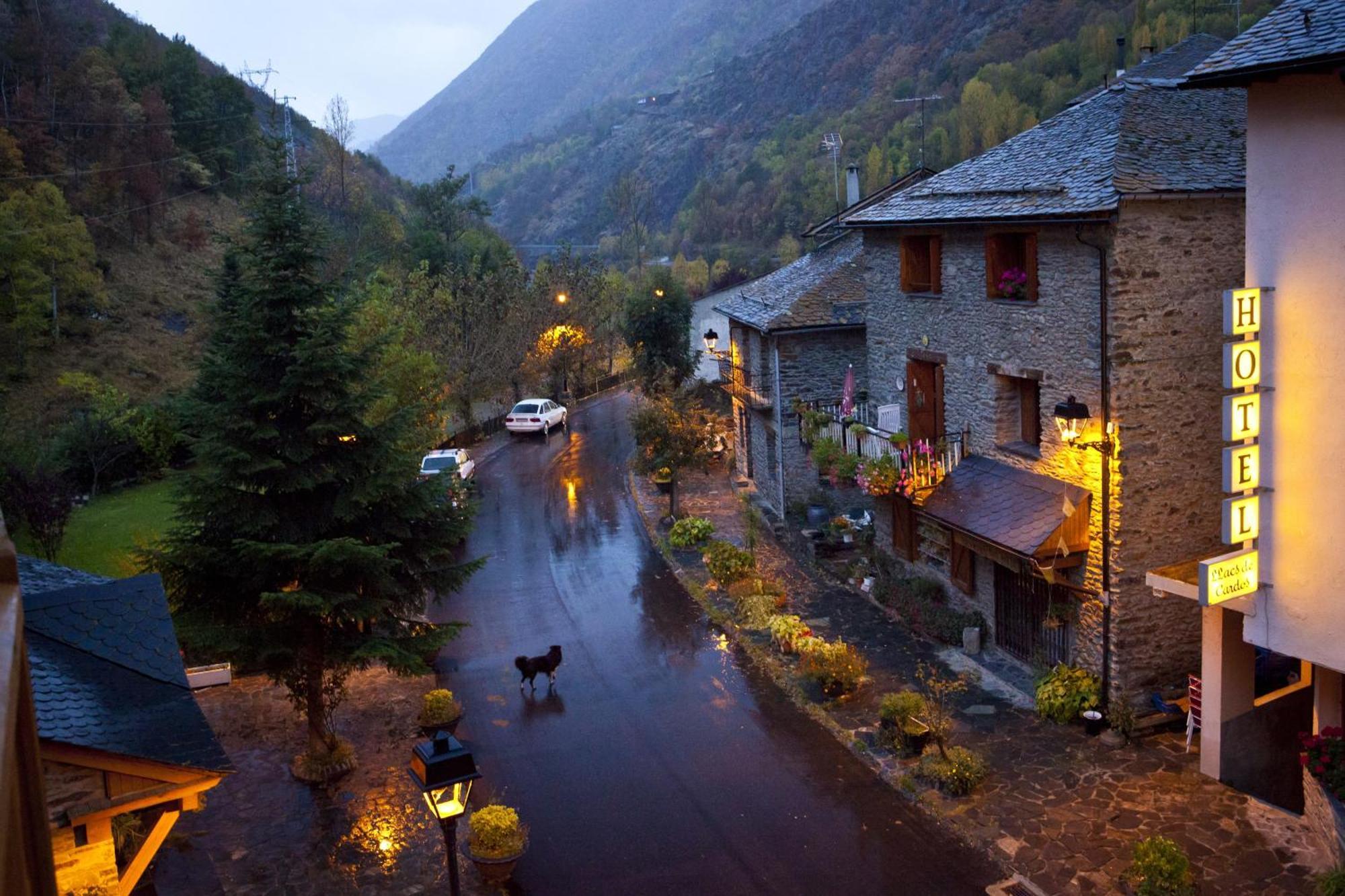 Hotel Estanys Blaus تافاسكان المظهر الخارجي الصورة